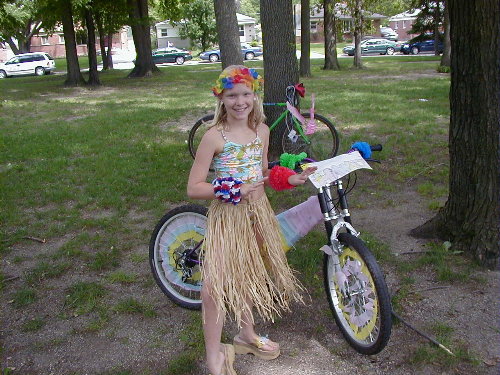 HULA GIRL